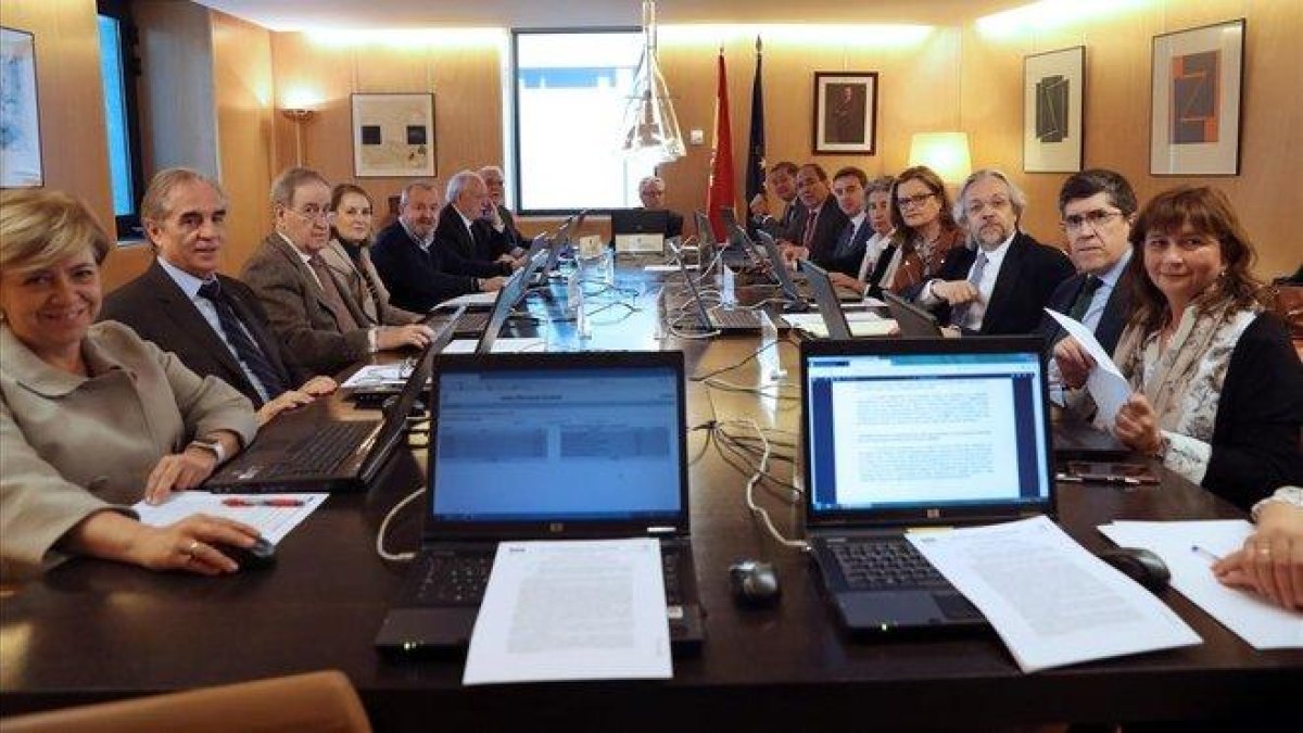 Reunión de la Junta Electoral Central, en marzo del 2019-EFE / J. J. GUILLÉN