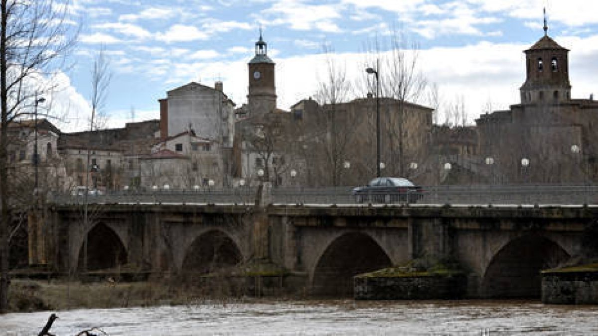 Panorámica de la villa adnamantina. / FERNANDO SANTIAGO-