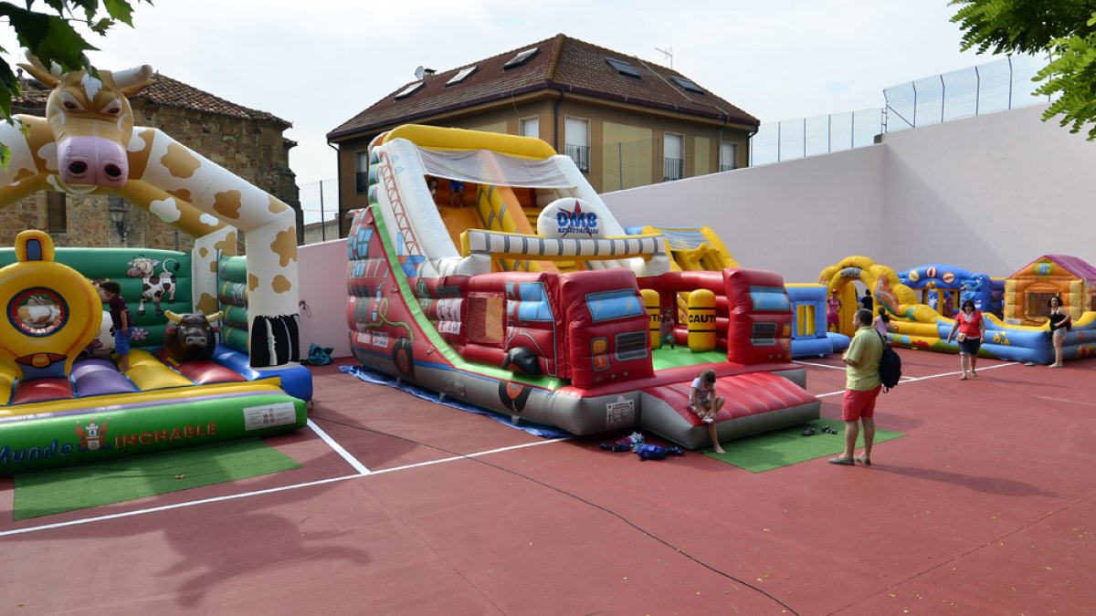Hinchables en Garray, en fiestas de años anteriores. HDS