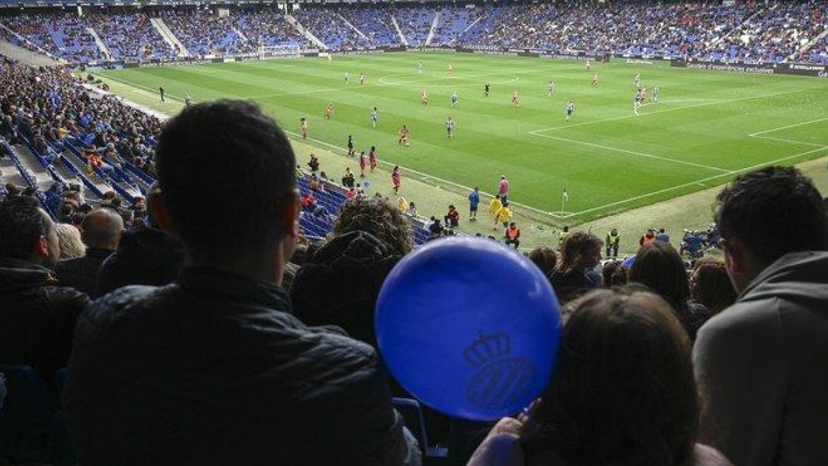 Partido de la Primera División femenina en el estadio del Espanyol.-