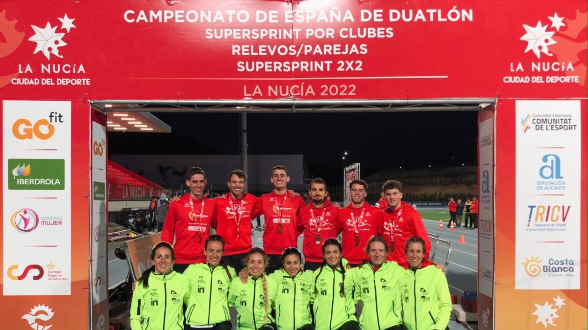 Integrantes del Triatlón Soriano en La Nucía. HDS