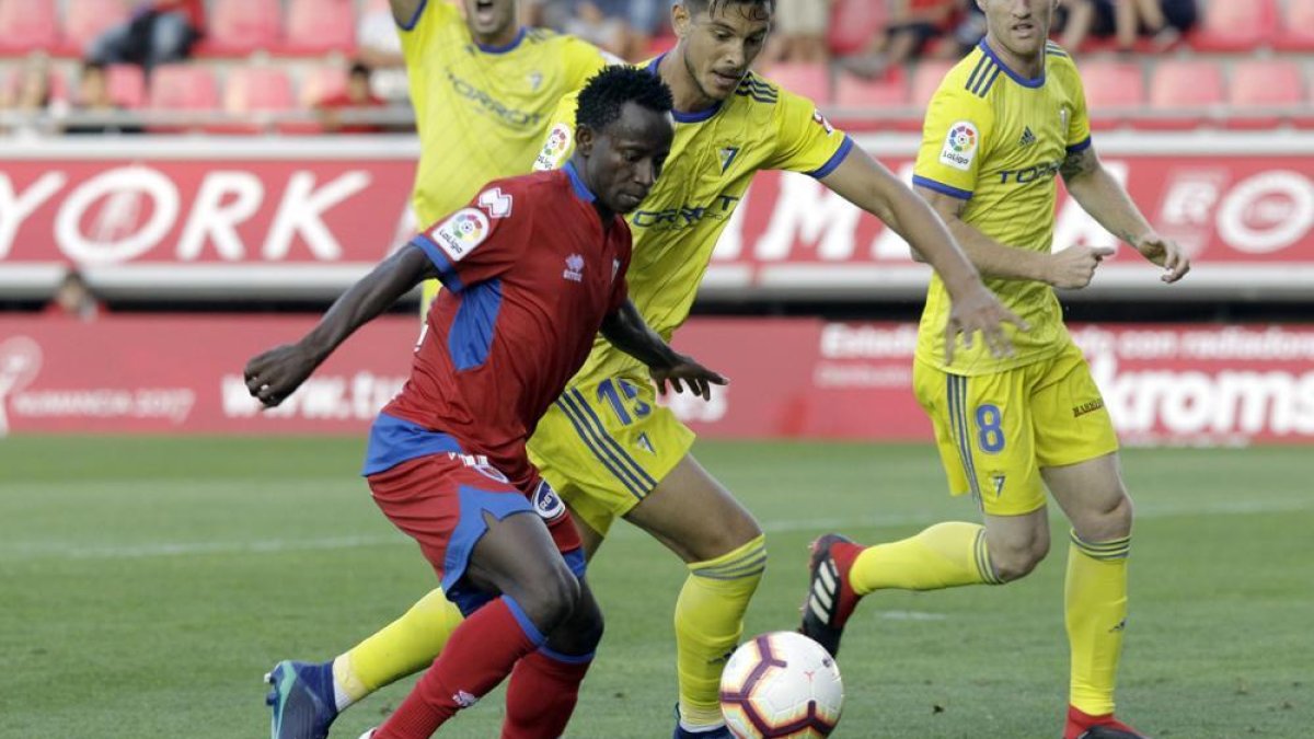 Yaw Yeboah no jugará este sábado frente al Lugo.-LUIS ÁNGEL TEJEDOR