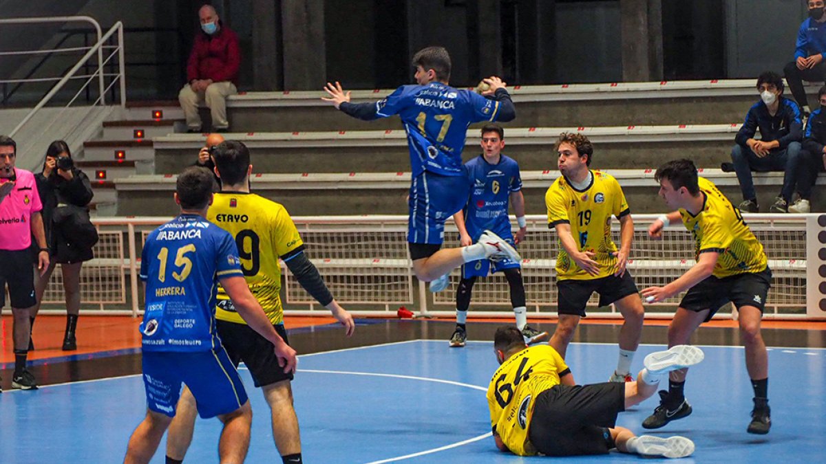 El BM Soria cae en la cancha del Teucro. HDS