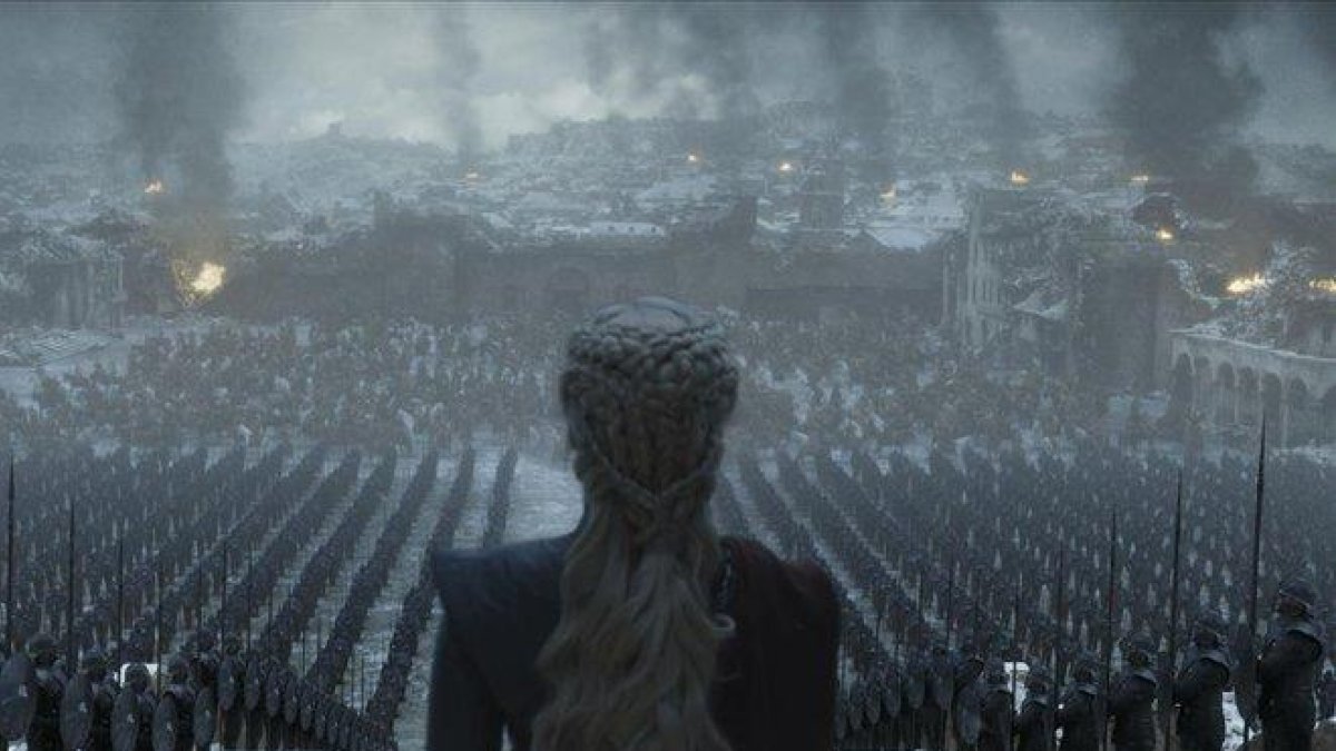 Daenerys Targaryen, frente a su ejército en el último episodio de ’Juego de tronos’.-HBO