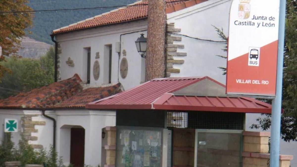 La farmacia de Villar está cerrada desde marzo-