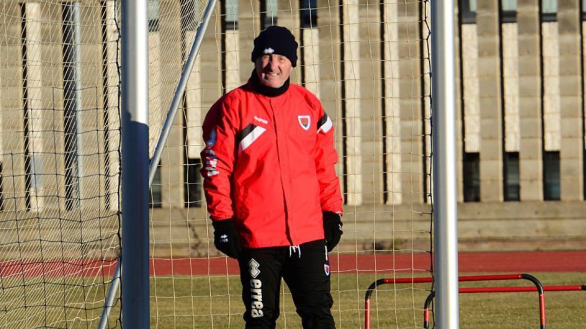 El entrenador del Numancia, Juan Antonio Anquela.-ÁLVARO MARTÍNEZ