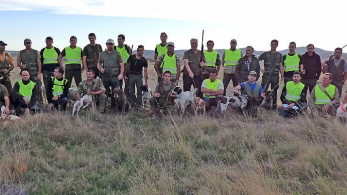 Jueces y participantes en el Provincial de Caza Menor.-DELEGACIÓN SORIANA DE CAZA