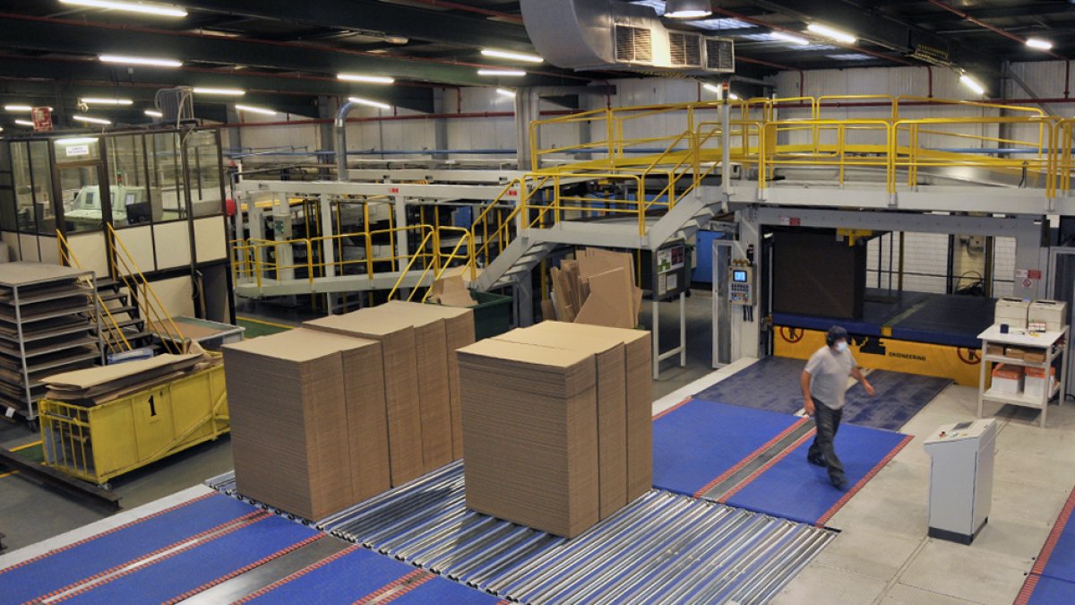 Interior de la fábrica de Cartonajes Izquierdo. HDS
