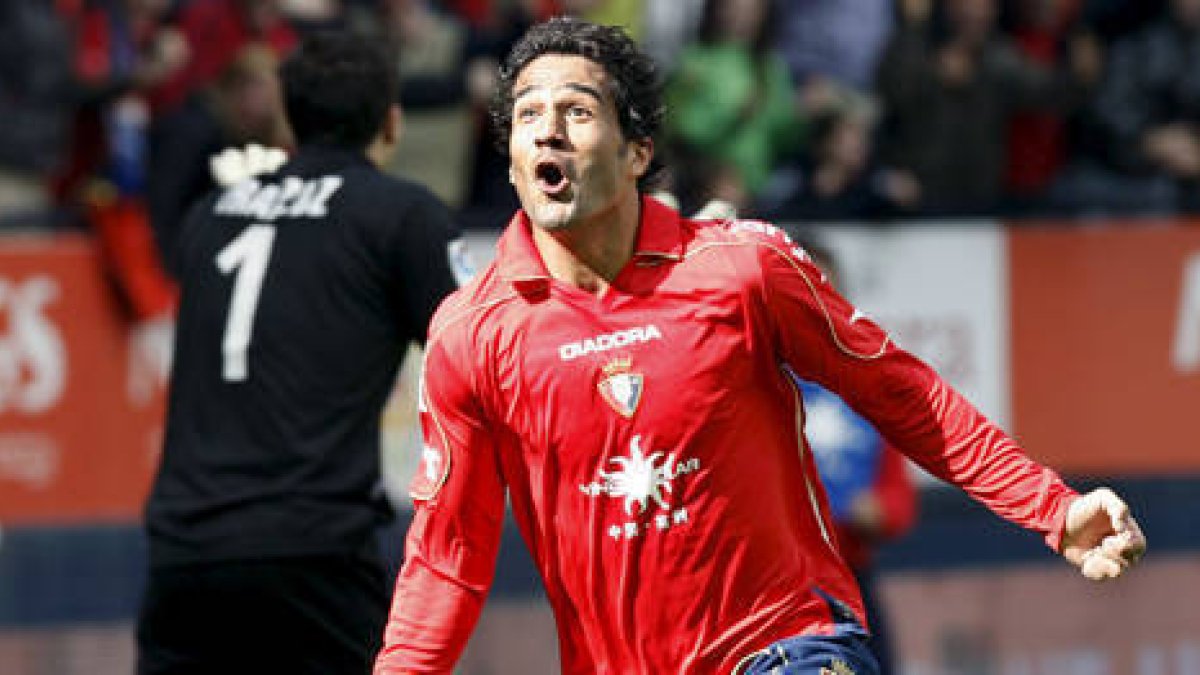 Masoud durante su etapa como jugador de Osasuna. / EL MUNDO-