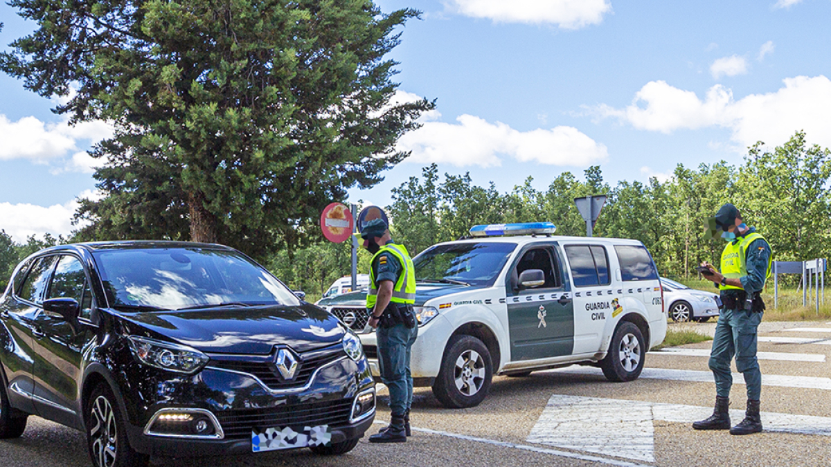 Control de la Guardia civil. MARIO TEJEDOR