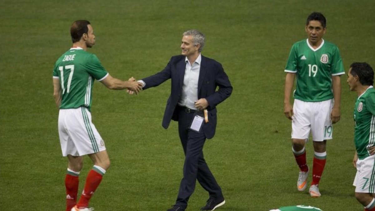 José Mourinho, durante el encuentro de leyendas-AP / EDUARDO VERDUGO