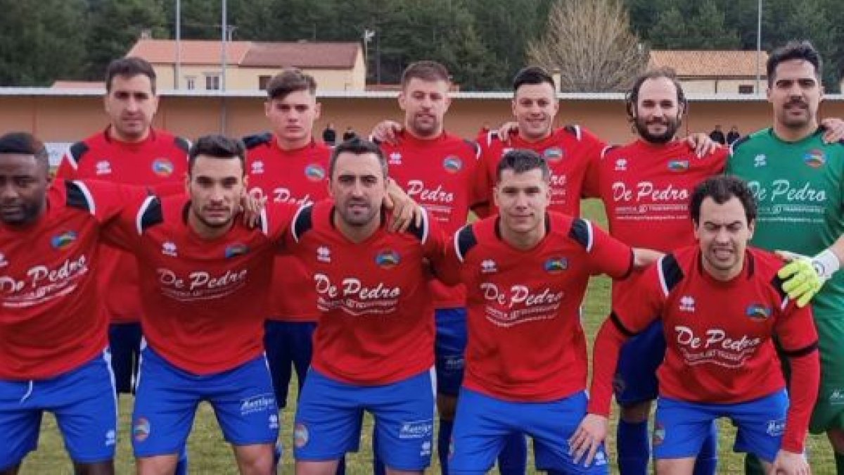 Un once del Uxama esta temporada. Twitter Sporting Uxama