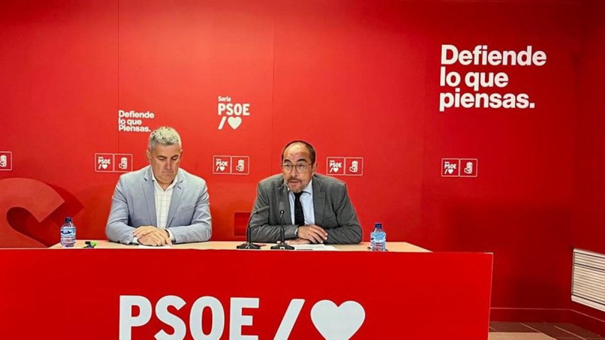 Rey y Antón durante la rueda de prensa de este lunes.