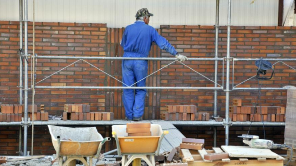Un trabajador de la construcción.