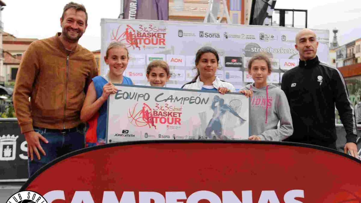 El equipo 'Friends for basket' lo componen cuatro jugadoras del Club Soria Baloncesto. HDS