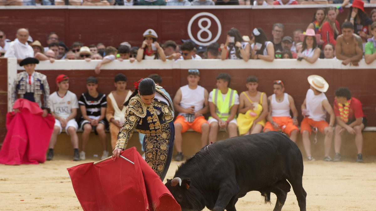 Estrella Magán, durante su faena este viernes en Soria
