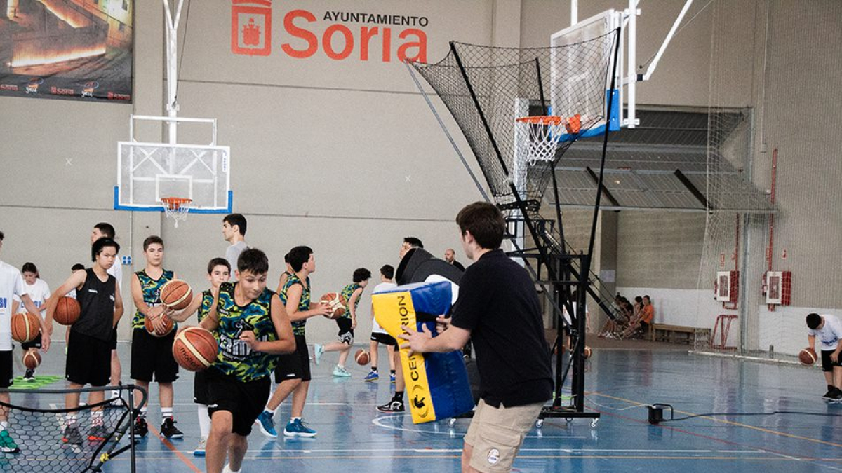 Varios participantes en una edición del Campus Cimbi celebrado en en Soria.