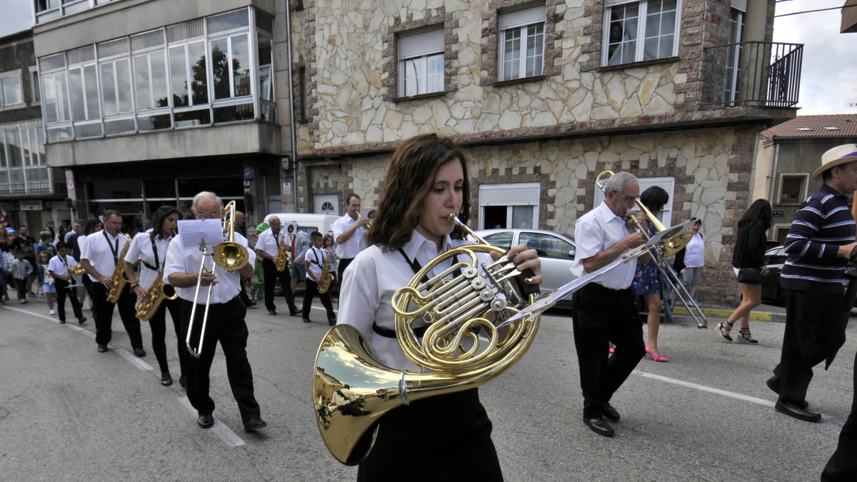 Músicos en Covaleda en una imagen de archivo del comienzo de fiestas de San Lorenzo.