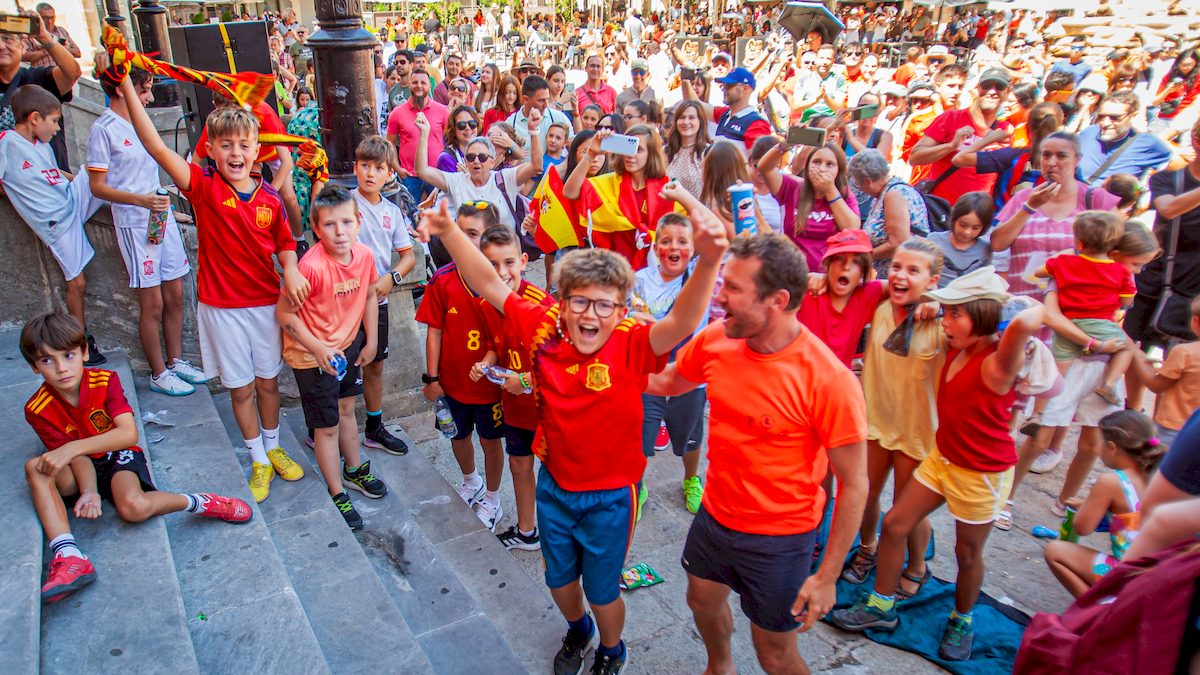 La final fue seguida en la pantalla gigante de la Plaza Mayor