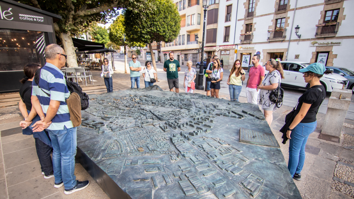 Las rutas turísticas recorren los distintos monumentos de Soria