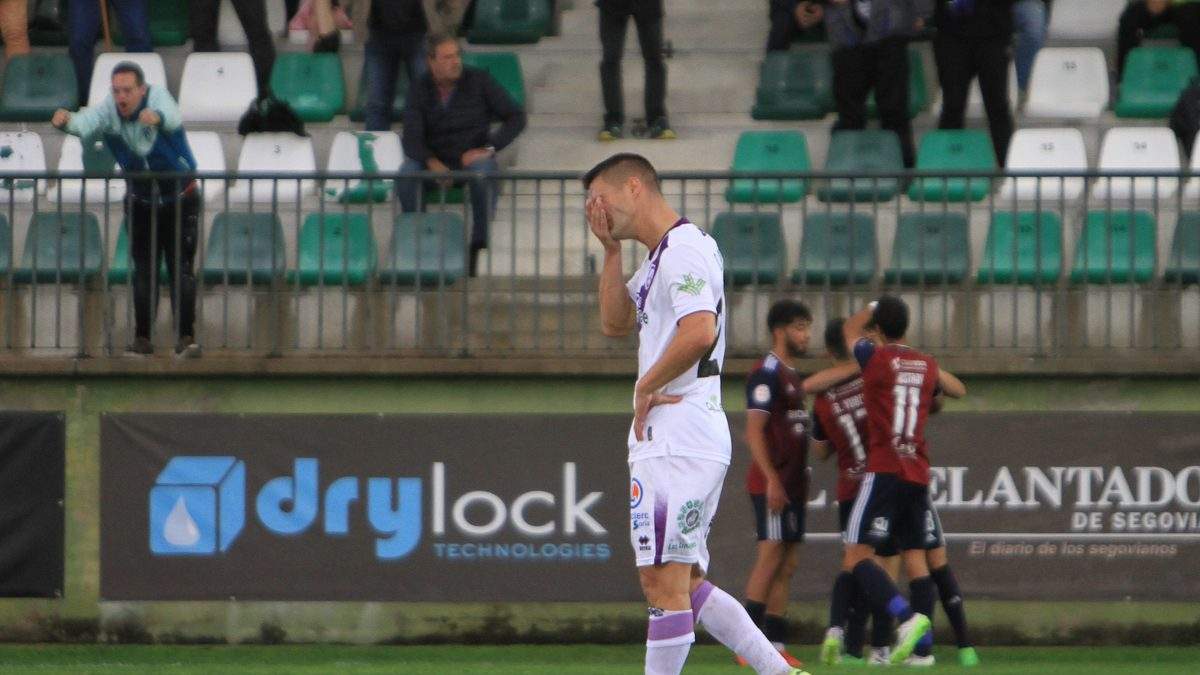 El CD Numancia comienza la temporada con derrota en Segovia