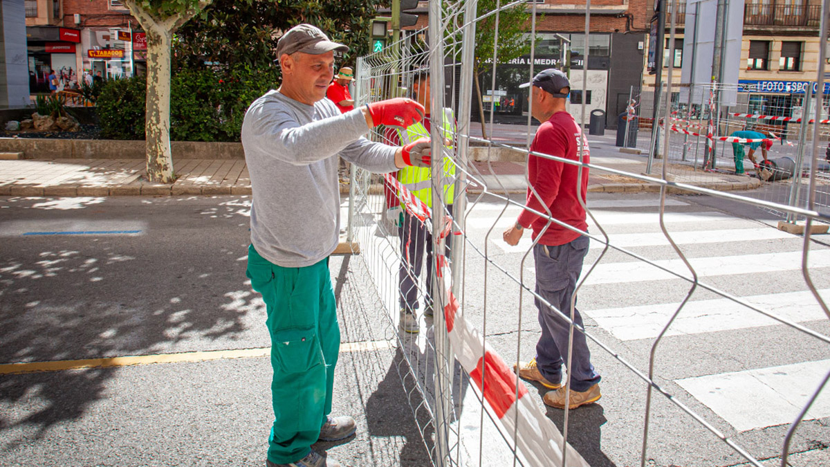 Trabajadores. - MARIO TEJEDOR