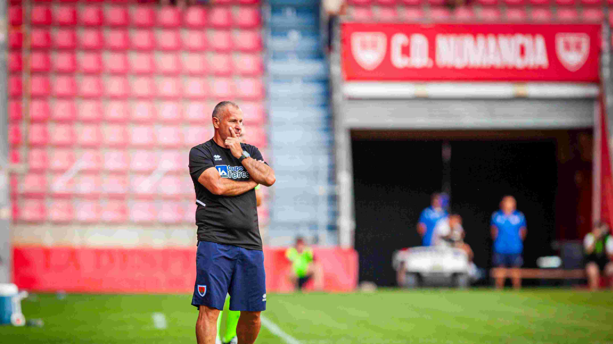 Javi Moreno confía en que el Numancia sume este sábado su primera victoria dela temporada.