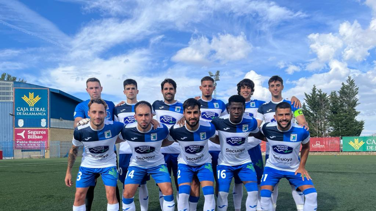 Once del Almazán que se enfrentó en la primera jornada al Santa Marta.