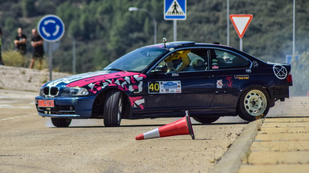 Un participante durante una prueba de Slalom en Soria.