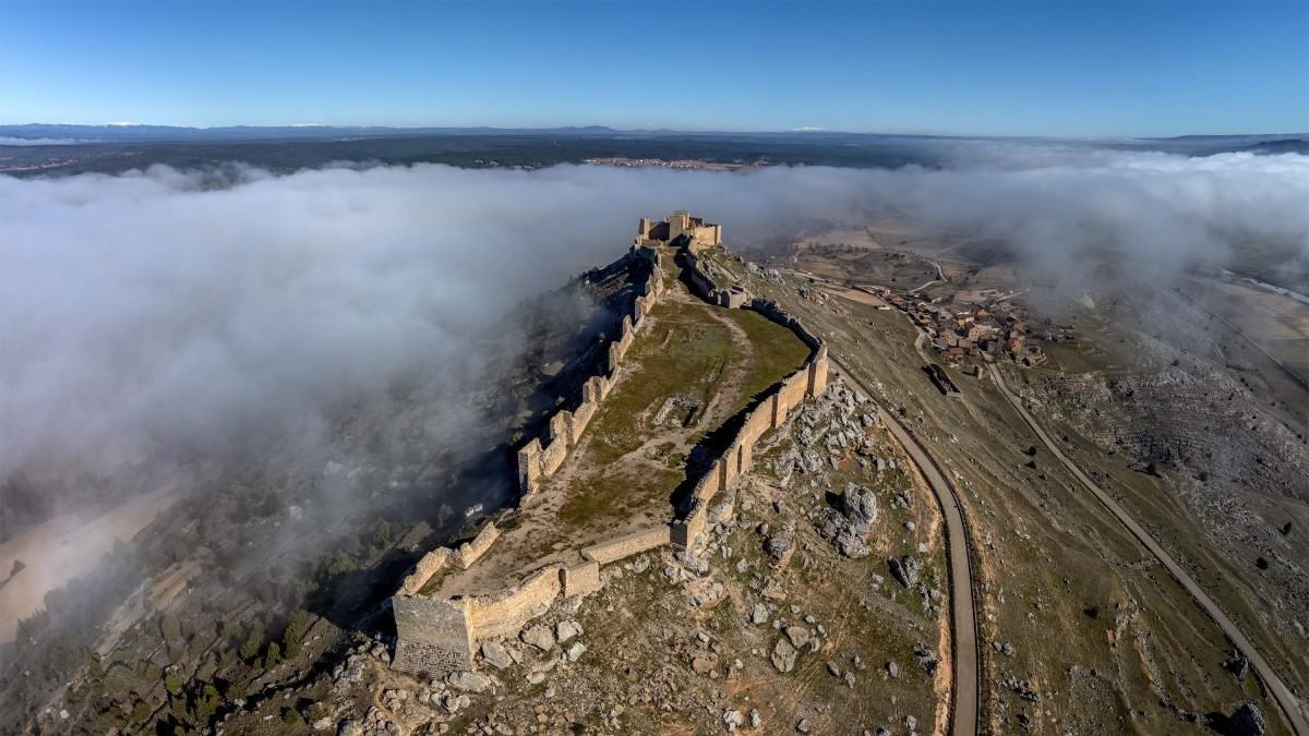 Vista aérea de la fortaleza califal de Gormaz, el mayor castillo de la Edad Media en Europa.
