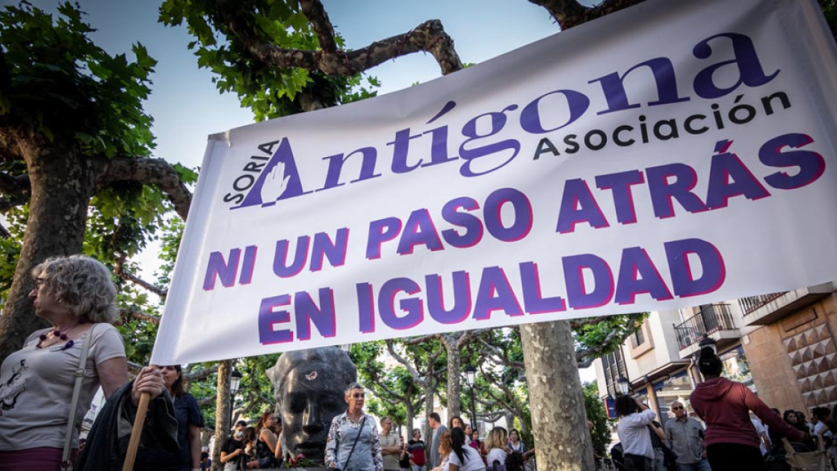 Concentración de Antígona en la capital.
