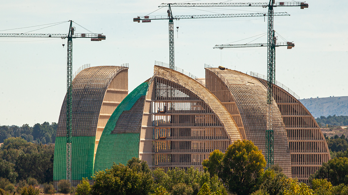 Obras en las cúpulas del PEMA. MARIO TEJEDOR