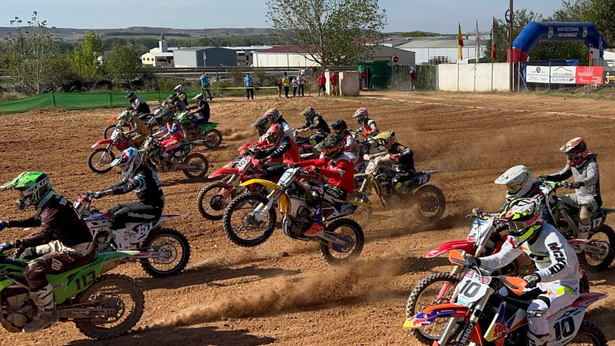 Cabeza de Perro volvió a vibrar con el mejor motocross regional.