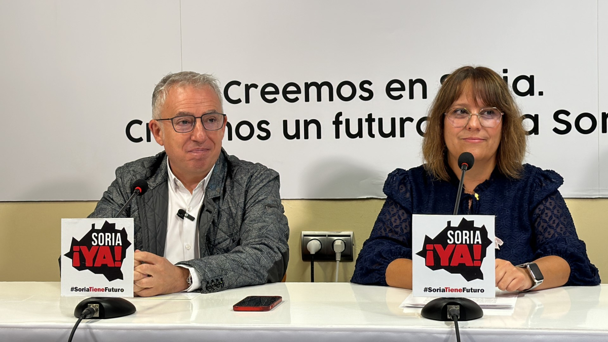 Ángel Ceña y Vanessa García.