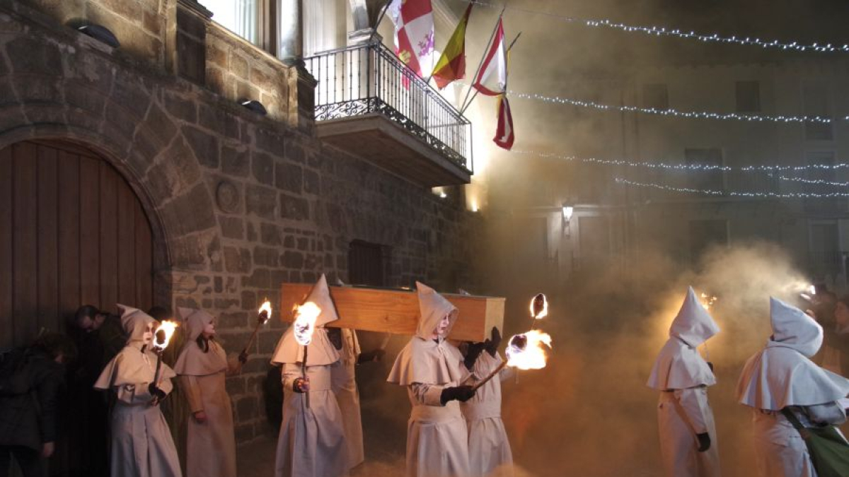 Víspera de todos los Santos en Ágreda.