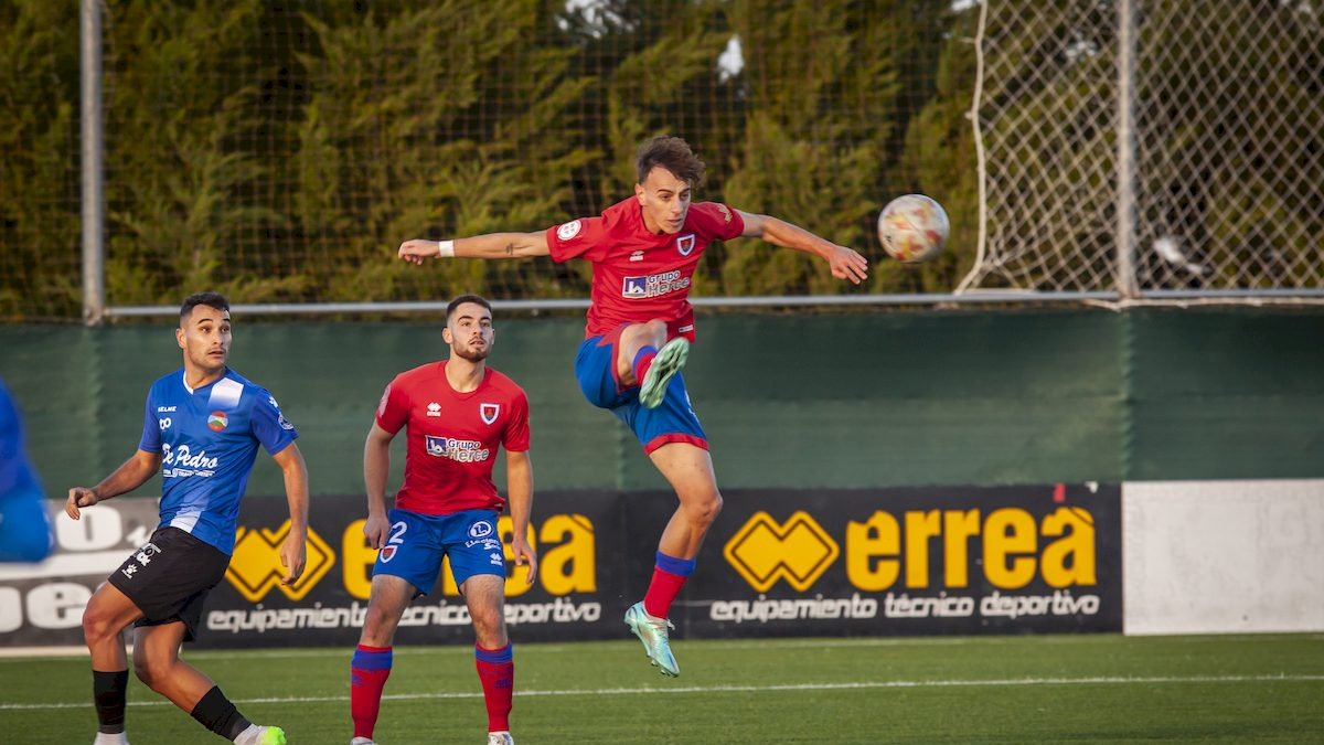 El Uxama se lleva el triunfo de la Ciudad Deportiva