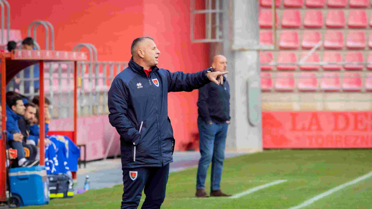 Javi Moreno en el último partido en Los Pajaritos ante el Getafe B.