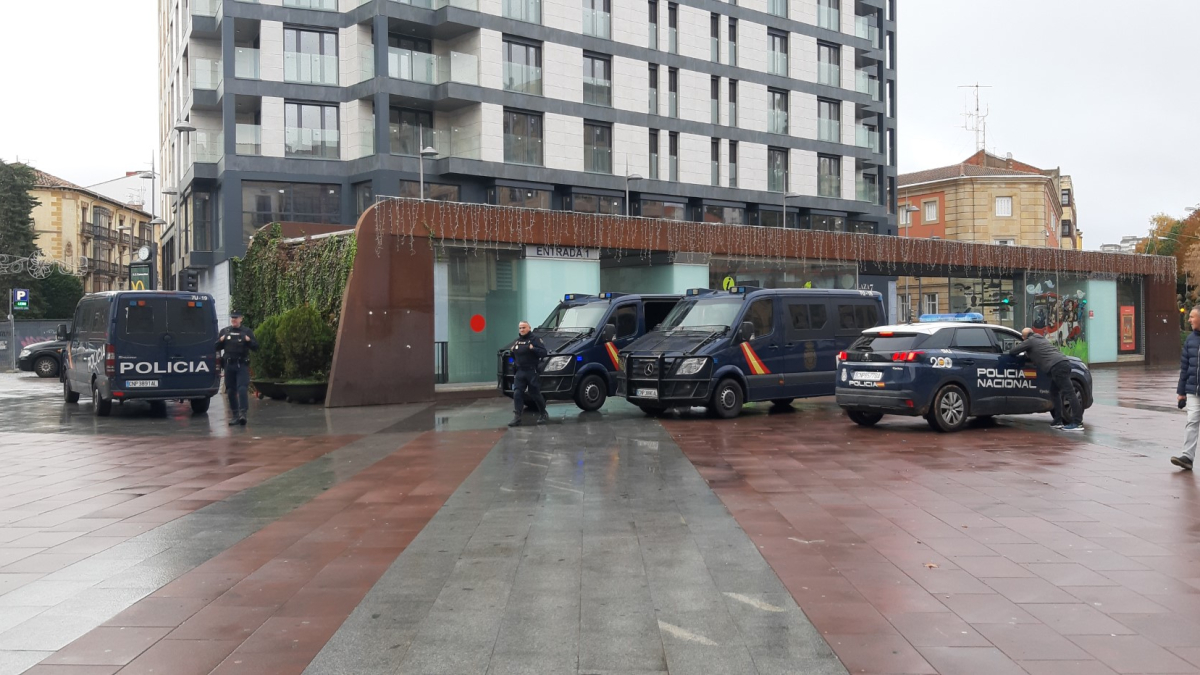 Imagen del operativo policial en Mariano Granados.