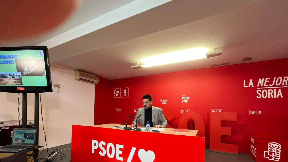 Carlos Llorente, diputado del grupo socialista en Soria.