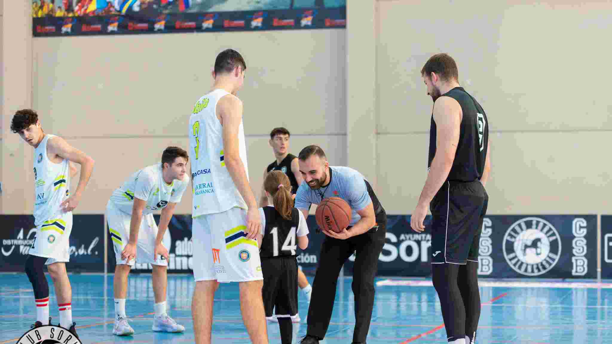 El Transler recibe a la Universidad de Valladolid después de ganarle al Óbila.