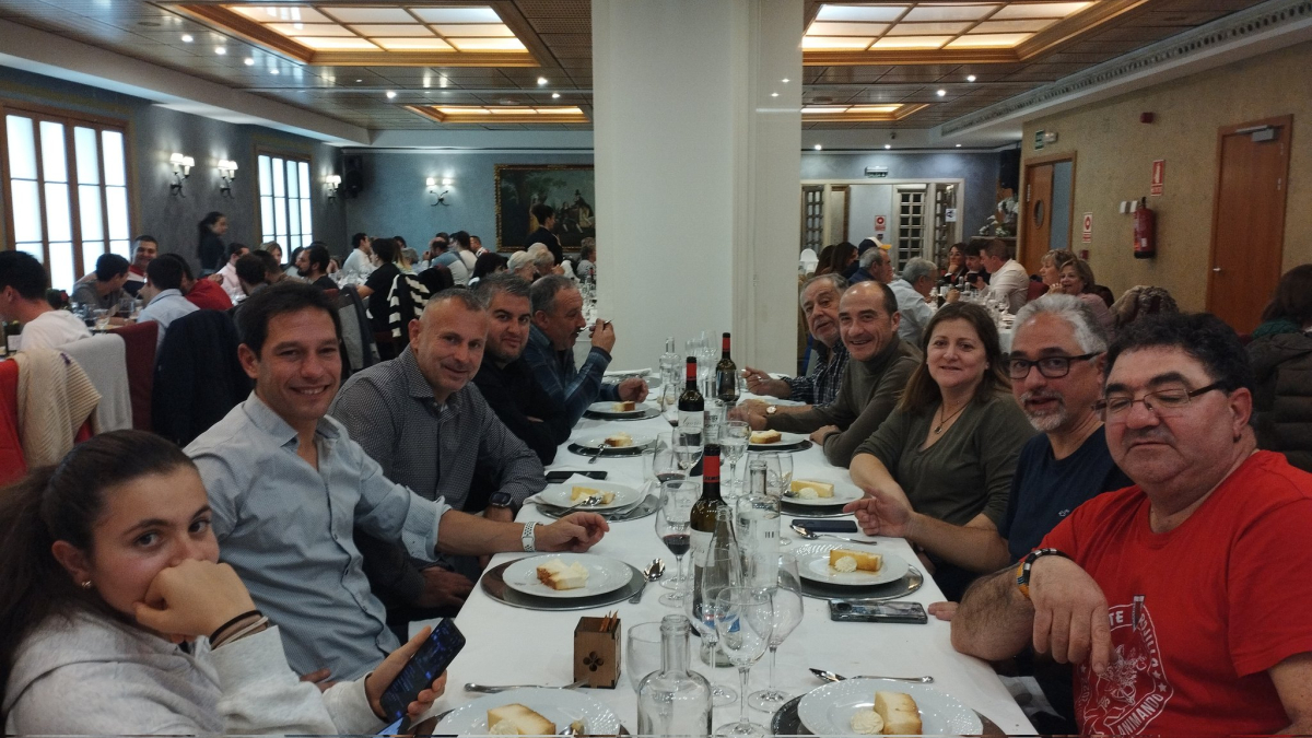 La cena ha tenido lugar este sábado.