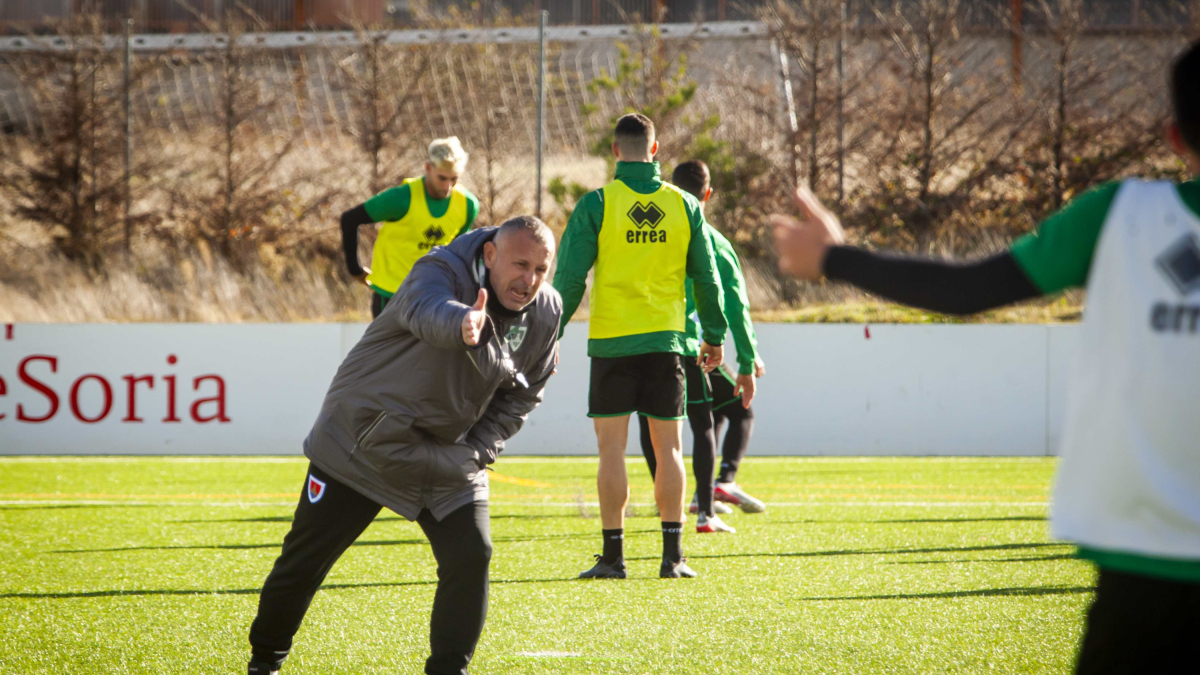 Javi Moreno en un entrenamiento en las instalaciones de la Ciudad Deportiva.