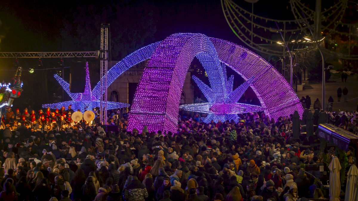 Imagen del encendido navideño de este mes.