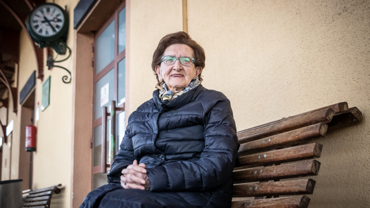 Lali Aparicio vuelve a la estación del Cañuelo donde participó en el rodaje de alguna de las escenas de ‘Doctor Zhivago’ .