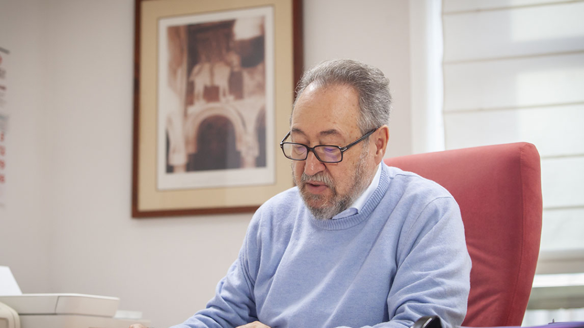 Carlos de la Casa en su despacho.