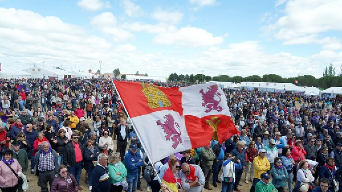 Celebración del Día de Castilla y León en Villalar de los Comuneros.