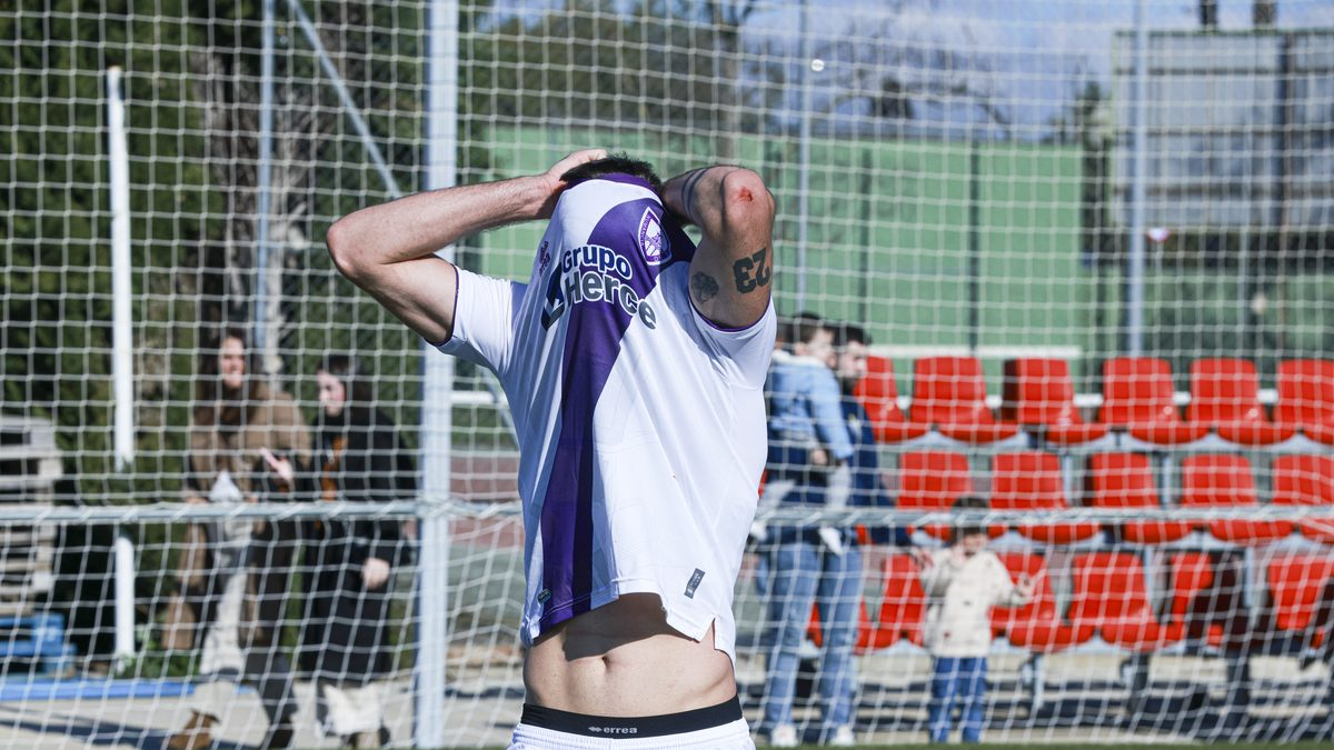 Derrota ante el colista y pérdida del liderato