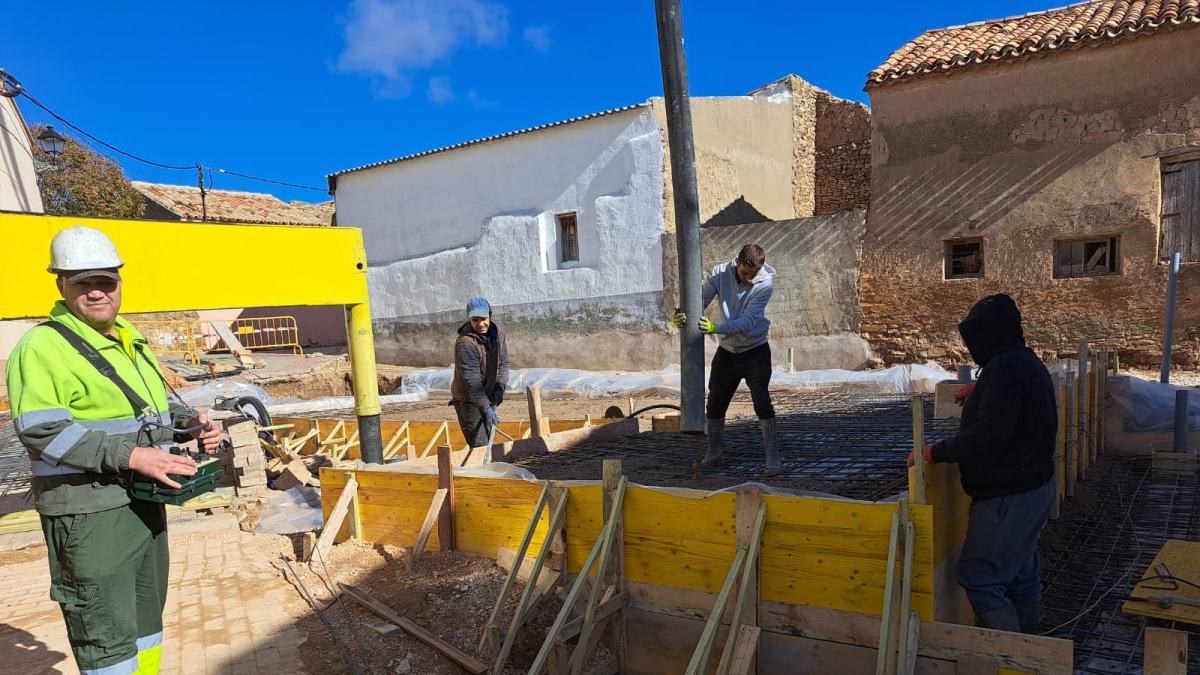 Las dos viviendas nuevas que se están construyendo buscan captar a nuevos pobladores.