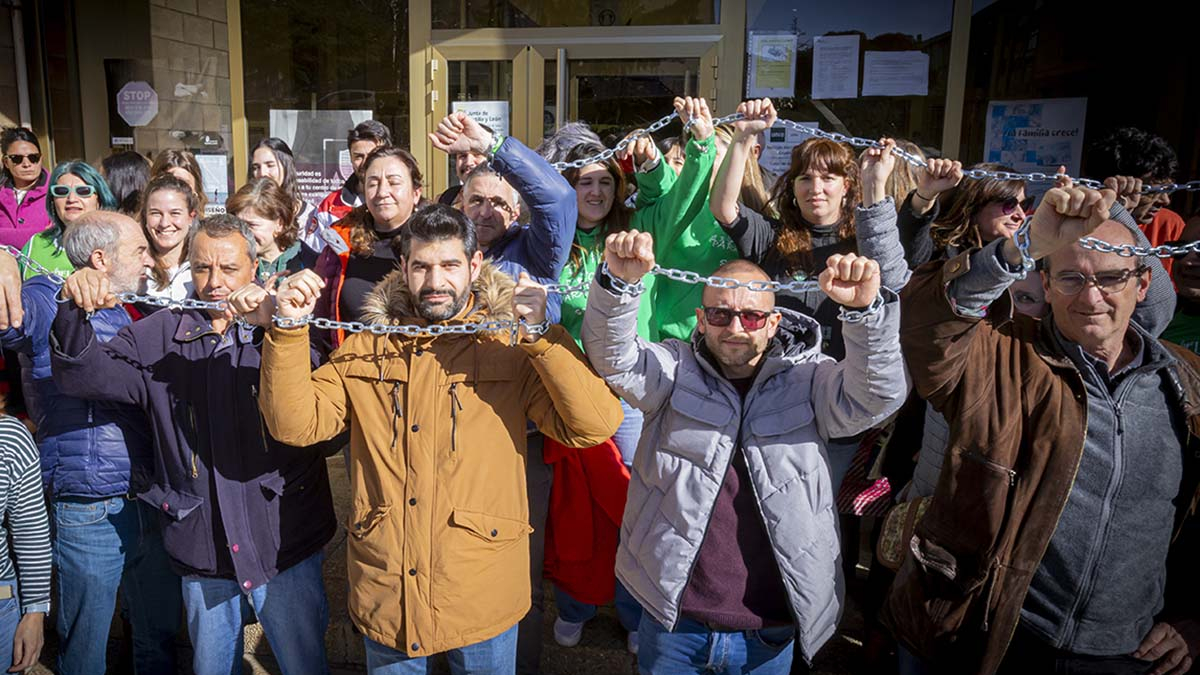 Protesta de la Junta de Personal Docente.