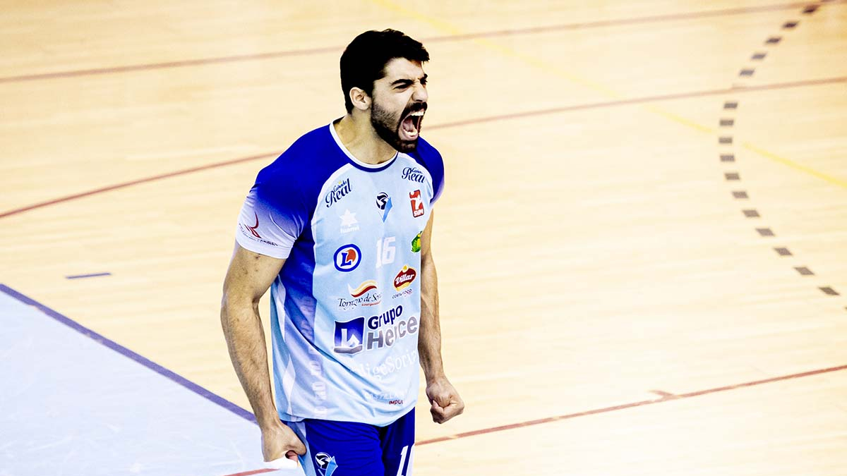 Bruno Cunha anotó 20 puntos en el partido ante Léleman.